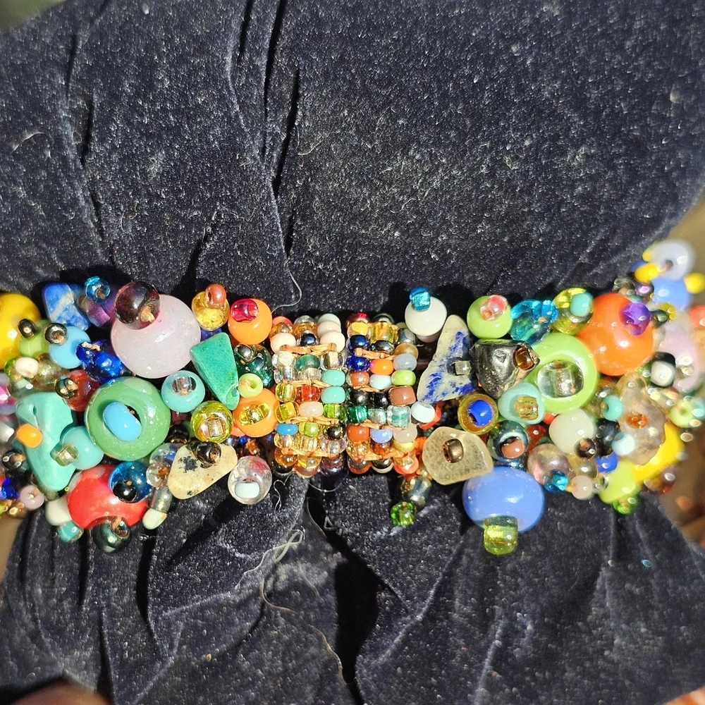 Handmade beaded bracelet - Picture 5 of 7